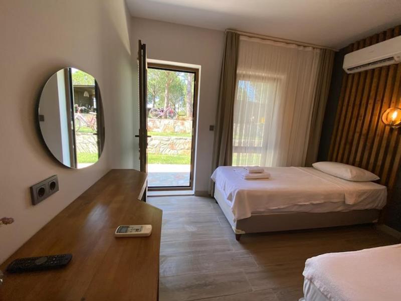 Elyada Otel Ve Bag Evi 8 Yas Ustu Bozcaada Extérieur photo